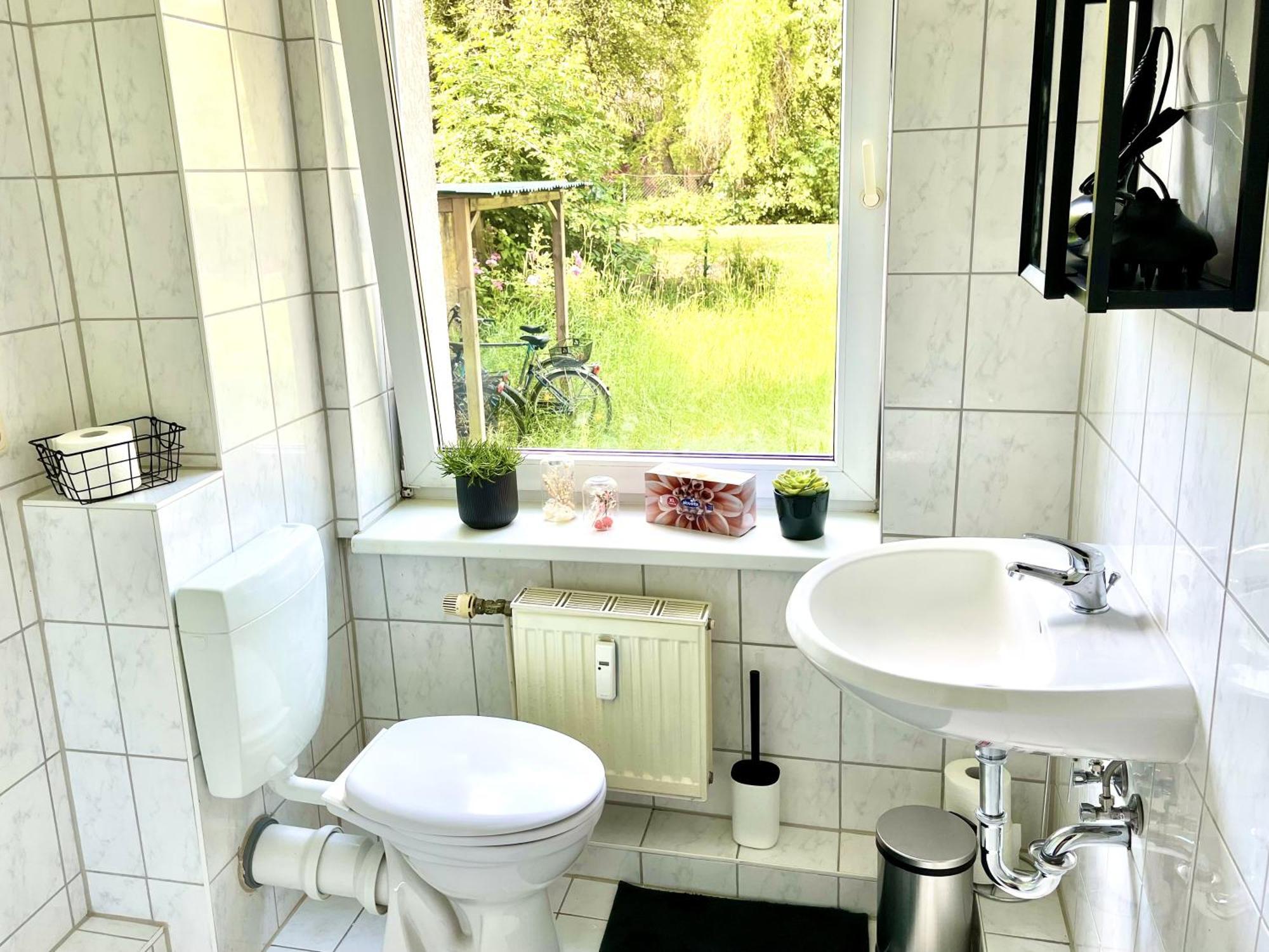 Endless: Studio Mit Netflix + Workstation Im Zentrum Schwerin  Exterior foto