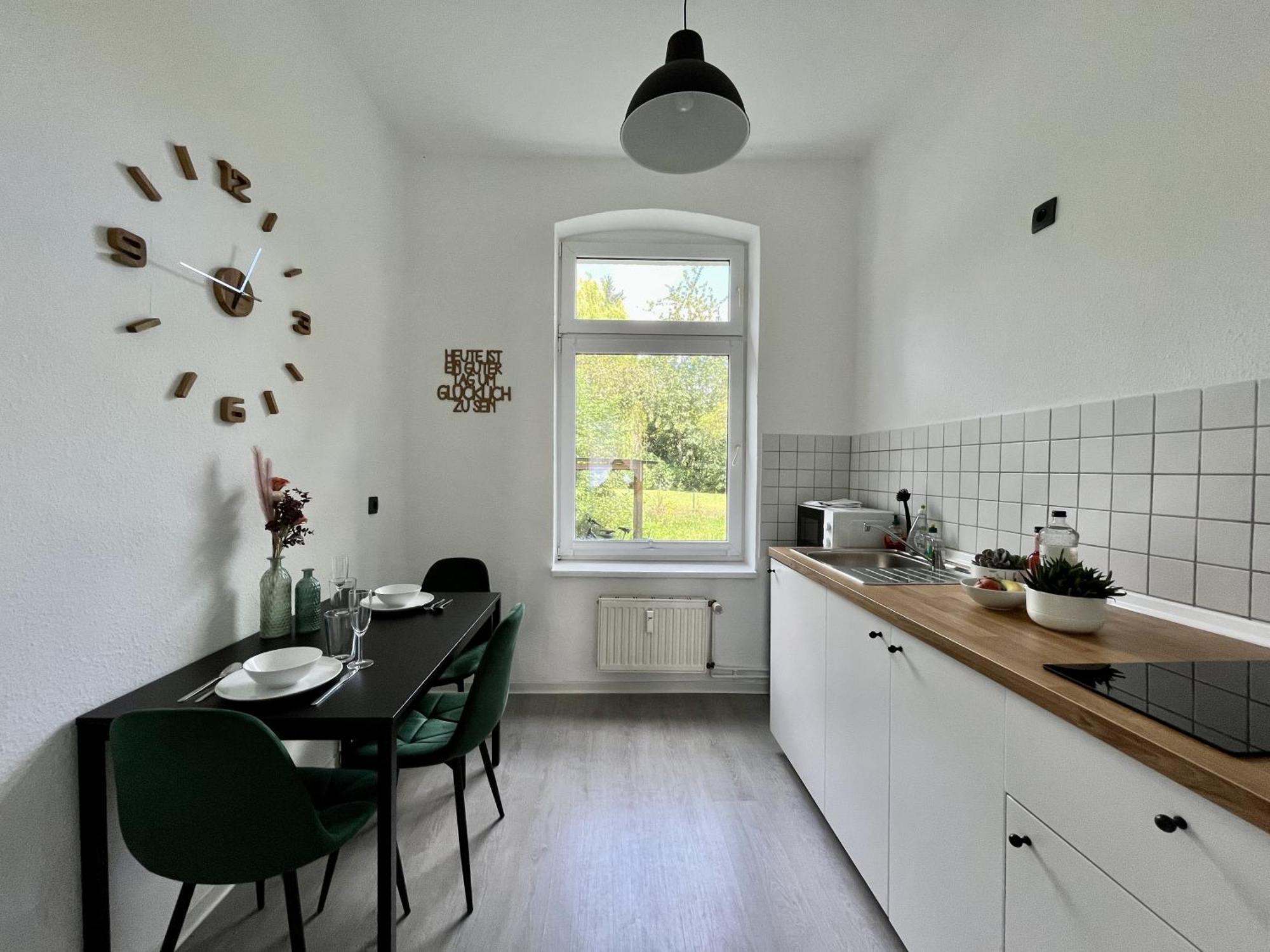 Endless: Studio Mit Netflix + Workstation Im Zentrum Schwerin  Exterior foto